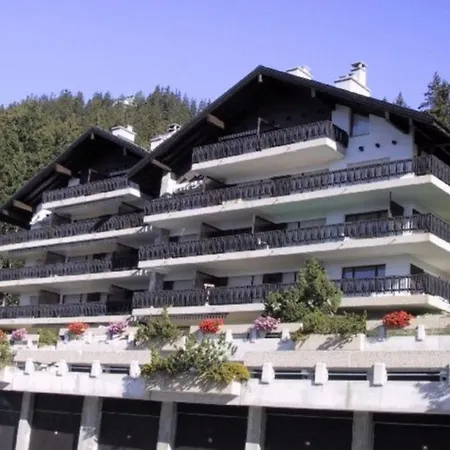 Mandarin A8 Apartment *