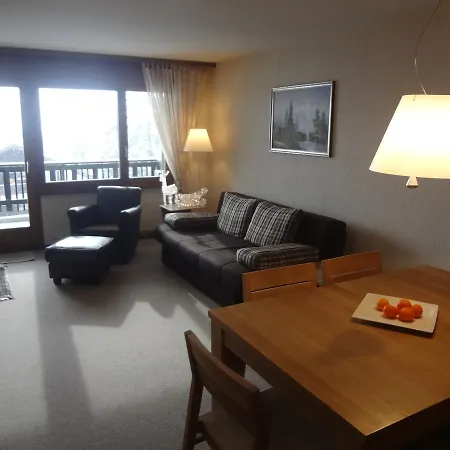 Mandarin A8 Crans-Montana